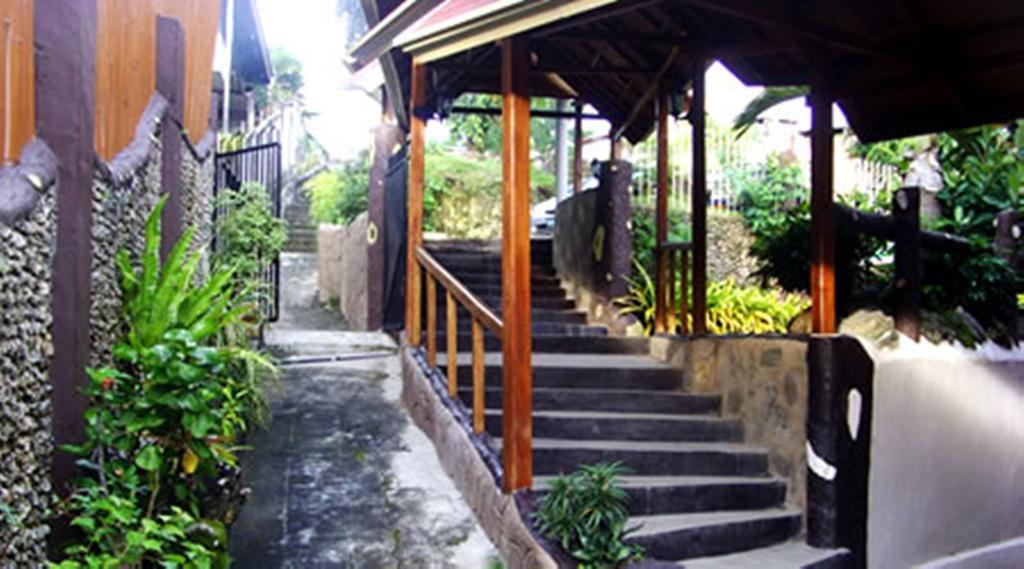 Casa Rey Francis Pension House & Restaurant Tagbilaran Extérieur photo